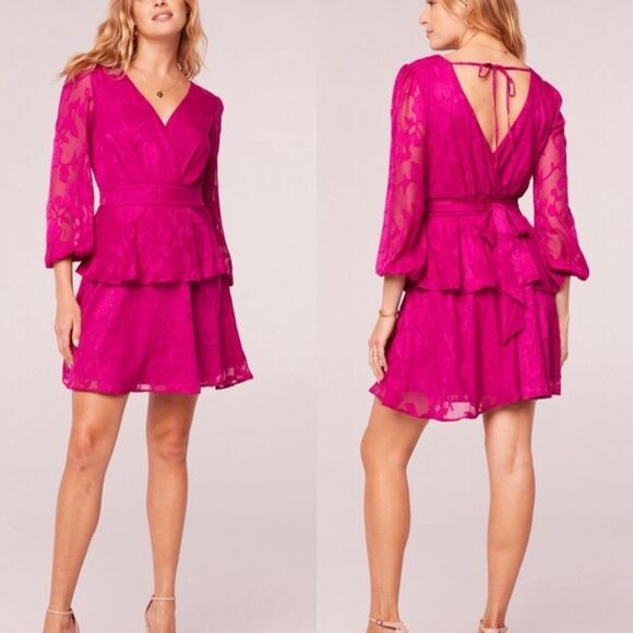 Band Of The Free Kiss Me Peplum Floral Dress - Picture 1 of 9